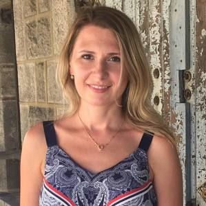 Meet your Posher, Anya